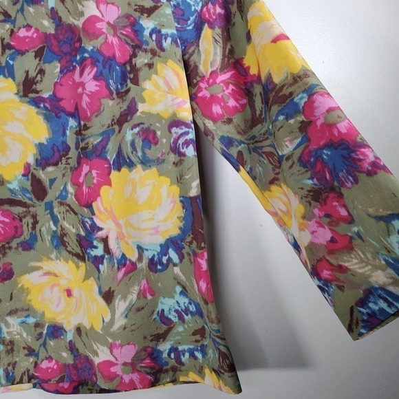 J. Crew Scoopneck Floral Print 3/4 Sleeve Blouse Pink Yellow Size XS - Picture 3 of 9